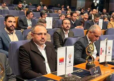 با حضور وزیر صمت، تندیس زرین رعایت حقوق مصرف‌کنندگان به فولاد خوزستان رسید