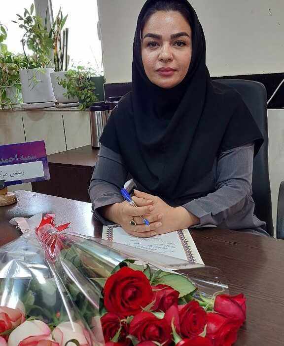 تجلیل از هنرمندان،مدرسین و مربیان مشارکتی درمرکز آموزش فنی و حرفه ای خواهران ایذه