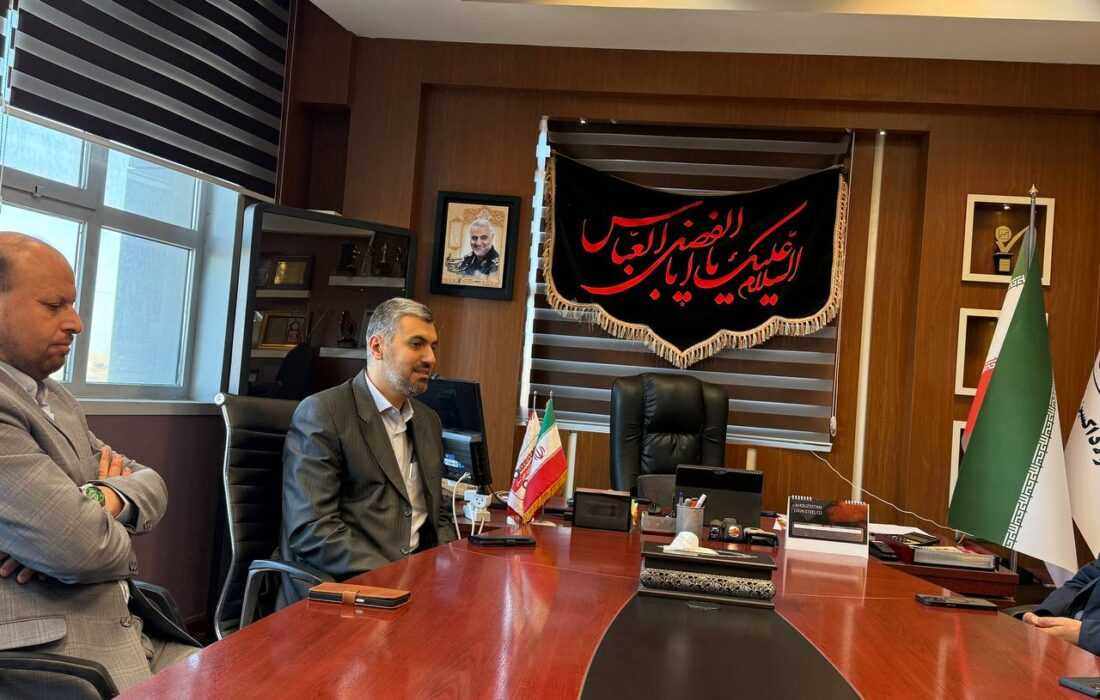 انتخاب مهندس لندی،بهترین تصمیم برای فولاد اکسین در مسیر پیشرفت است/ همدلی همه جانبه برای تحقق شعار سال اولویت است