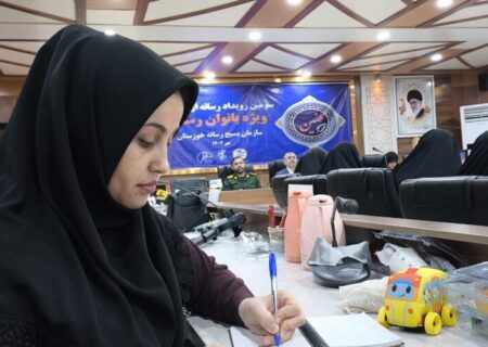 ستون‌های استواری که چراغ امید می‌افروزند