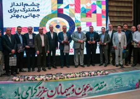 شرکت توسعه نیشکر در مراسم روز ملی استاندارد درخشید