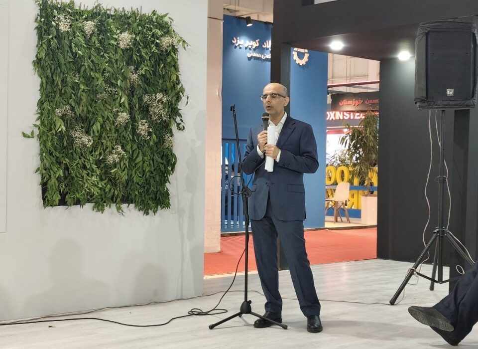 همکار دیجیتال در خط تولید؛ رونمایی از دستیار هوش مصنوعی “رایا” برای صنعت فولاد