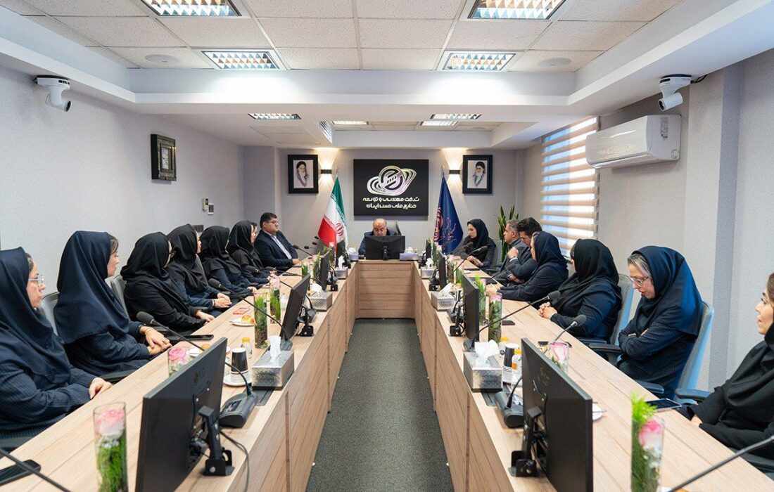 خدامراد احمدی در مراسم تجلیل از مقام زن: ضرورت مشارکت زنان در تدوین گفتمان تازه در پیشبرد ماموریت های توسعه