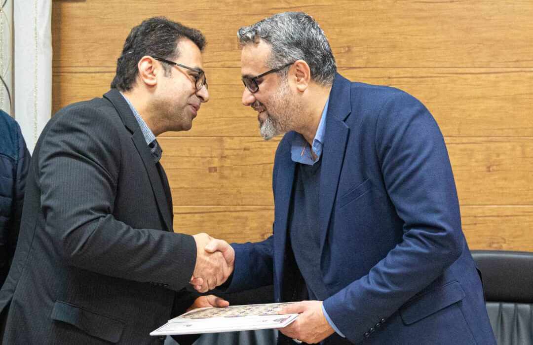 آیین تکریم و معارفه مدیرعامل شرکت توسعه نیشکر برگزار شد/ دکتر مقداد محمودی مدیرعامل جدید توسعه نیشکر شد