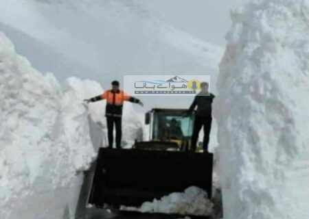 گردنه چری برف گیرترین گردنه کشور/۶ متر برف
