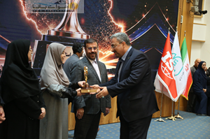 «آبان‌بسپار توسعه» واحد نمونه استاندارد کشور شد/تقدیر از مدیرعامل نیشکر در همایش روز جهانی استاندارد